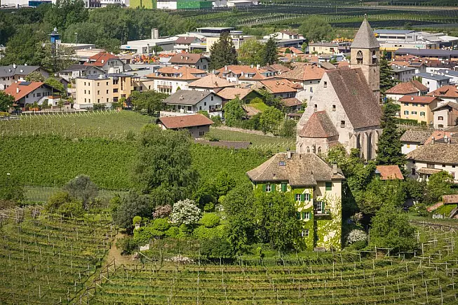 Il caratteristico borgo di Egna, a pochi chilometri da Bolzano