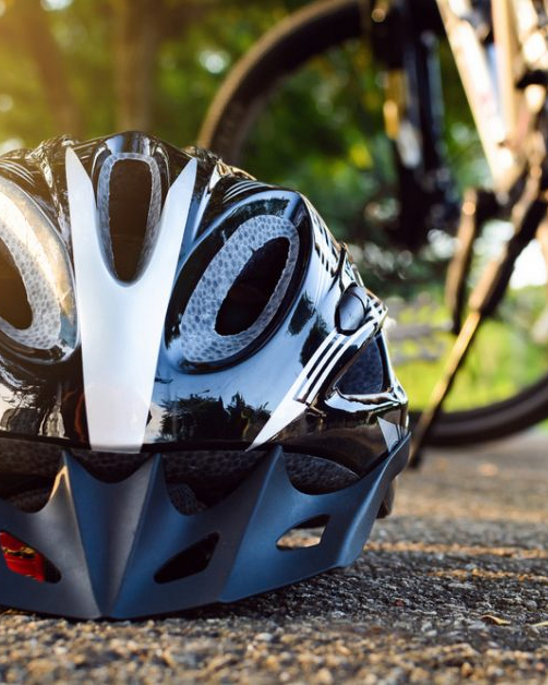 mtb in bici Ã¨ obbligatorio il casco