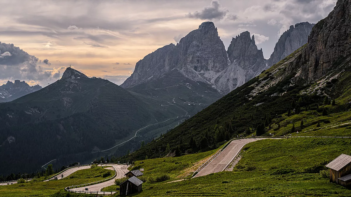 Piz Boè, Gruppo di Sella. Shutterstock_2632262999