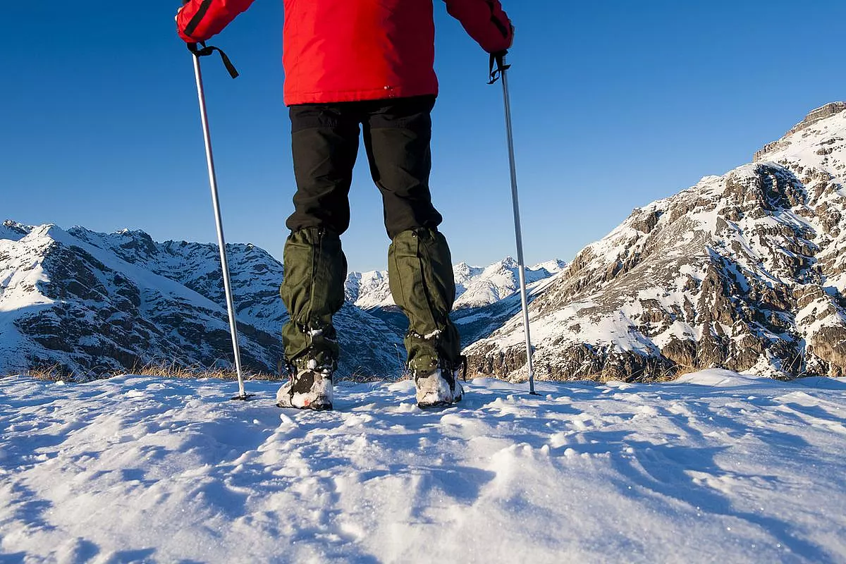 Abbigliamento invernale da trekking? Ci sono 5 capi indispensabili che ti  permetteranno di affrontare qualsiasi condizione climatica senza paura