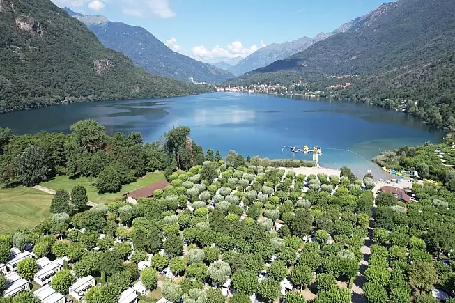Bellissima vista dall'alto dello spettacolare Lago di Mergozzo - IS: 1436634060