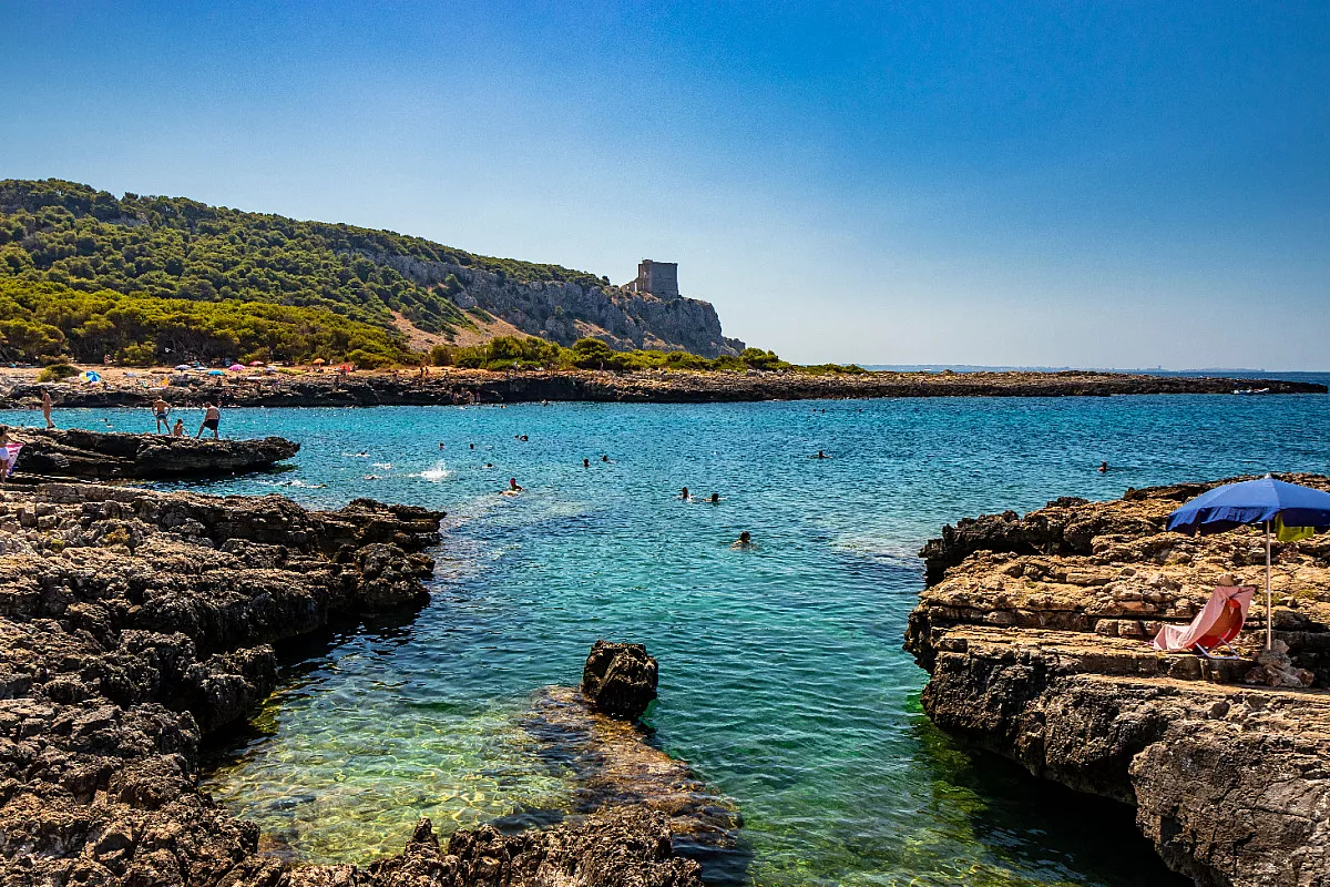 Porto Selvaggio, Puglia. Baia rocciosa