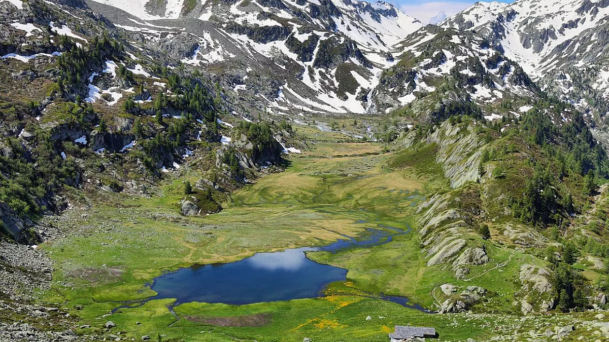 Lago glaciale alle pendici del Ghiacciaio Rutor, Valle d'Aosta