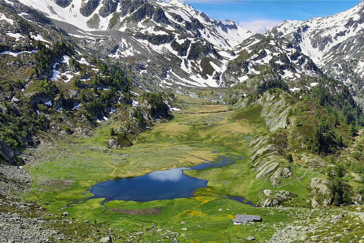 Lago glaciale alle pendici del Ghiacciaio Rutor, Valle d'Aosta