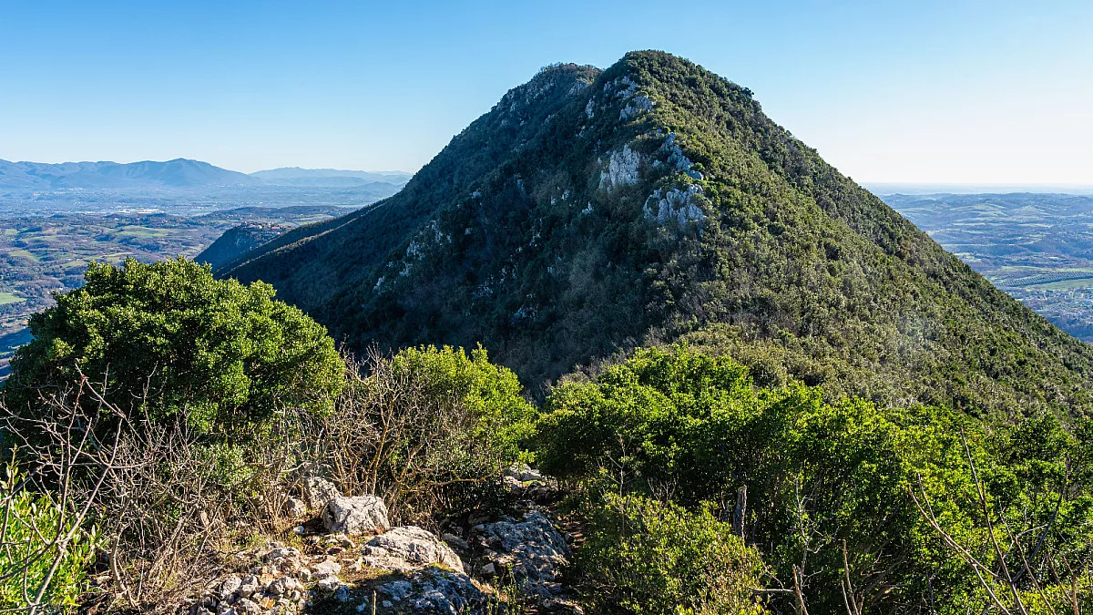 Monte Soratte. Sant'Oreste, Lazio. Shutterstock_2435847015