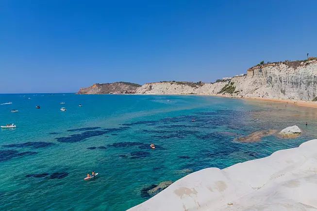 Scala dei Turchi. Falesia, Sicilia. Shutterstock_2613842579