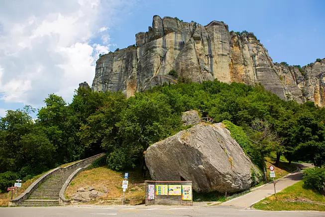 Pietra di Bismantova, Castelnovo ne' Monti. Shutterstock_2518656919