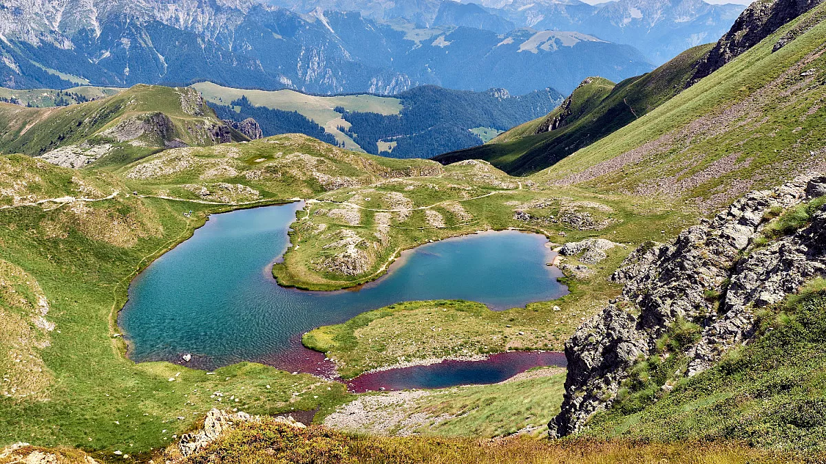 Laghetti di Ponteranica, Lago di Ponteranica Superiore. Shutterstock_2208561307