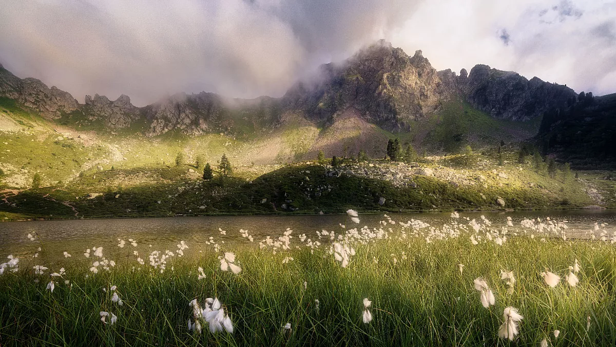 Lago delle Buse, Passo Manghen, Trentino. Shutterstock_1545005456