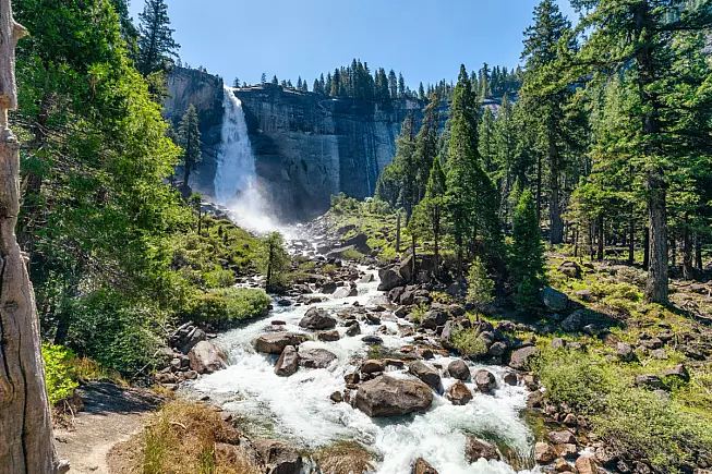 John Muir Trail, Yosemite National Park, California. Shutterstock_2497181531