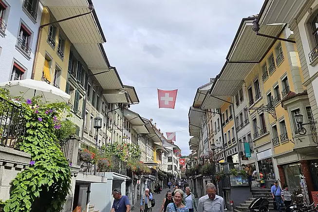 Marciapiedi rialzati a Thun, canton bernese