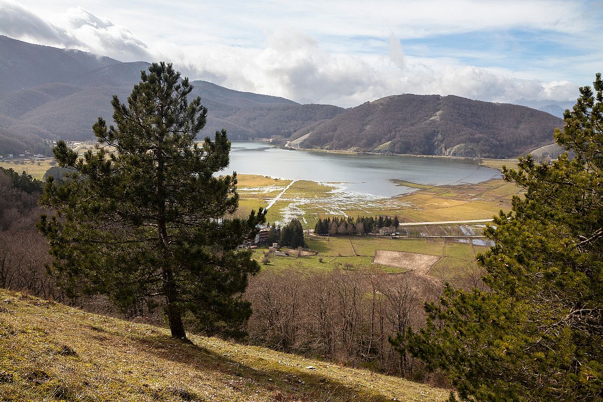 Un misterioso lago che d'estate scompare! Scopri la storia di questo ...
