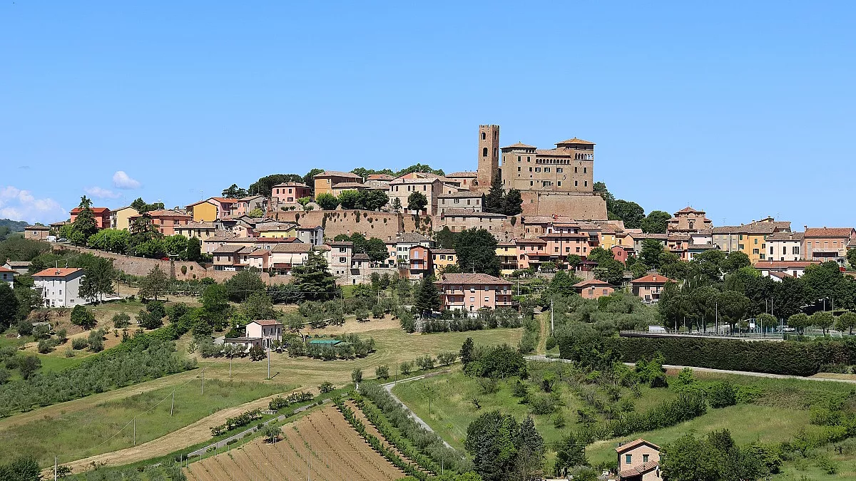 Longiano, Borgo in Emilia Romagna_1976696933