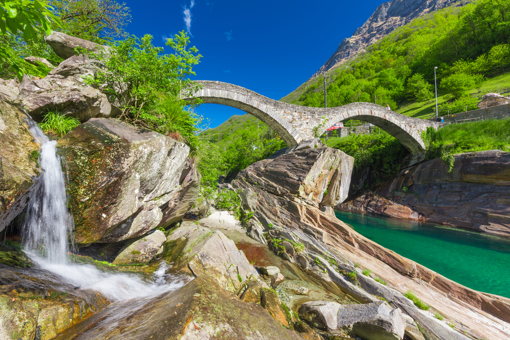 Valle Verzasca, ponte e fiume