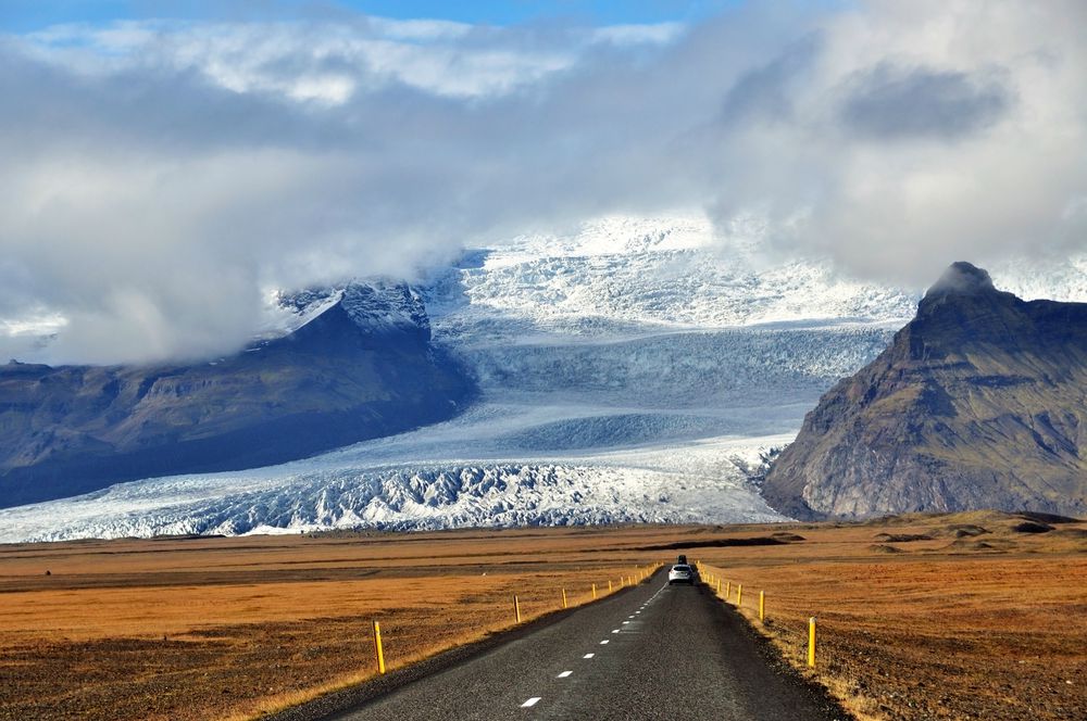 Vatnajökull, il suggestivo percorso per raggiungere il ghiacciaio