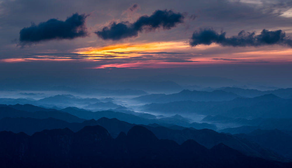 Monte Sanqing, alba