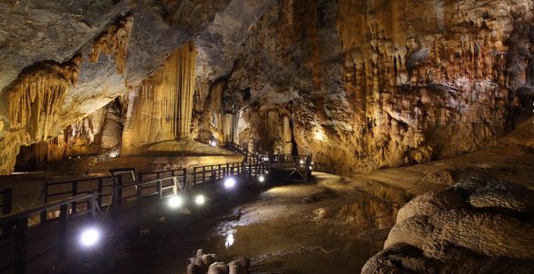 Phong Nha Ke Bang