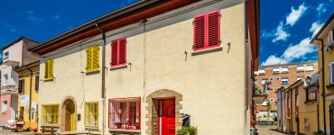 Borgo San Giuliano, passeggiando nel borgo di Fellini