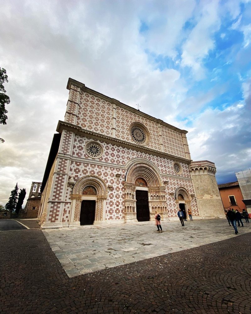 Basilica di Collemaggio, L'Aquila