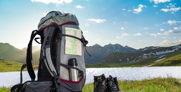cosa mettere nello zaino da trekking per un giorno