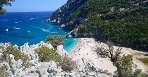 trekking_in_sardegna_cala_sisine