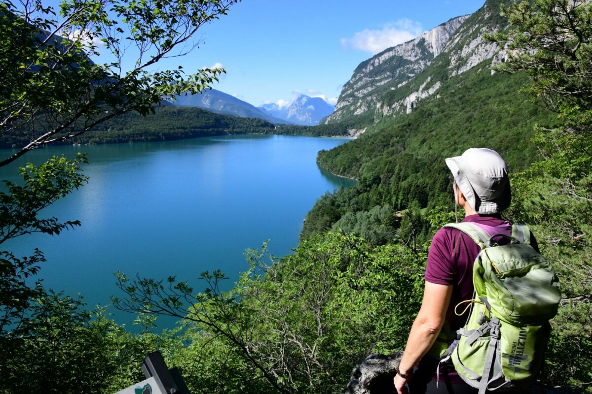 Anello Lago di Molveno e Nembia-punto di vista dai fortini